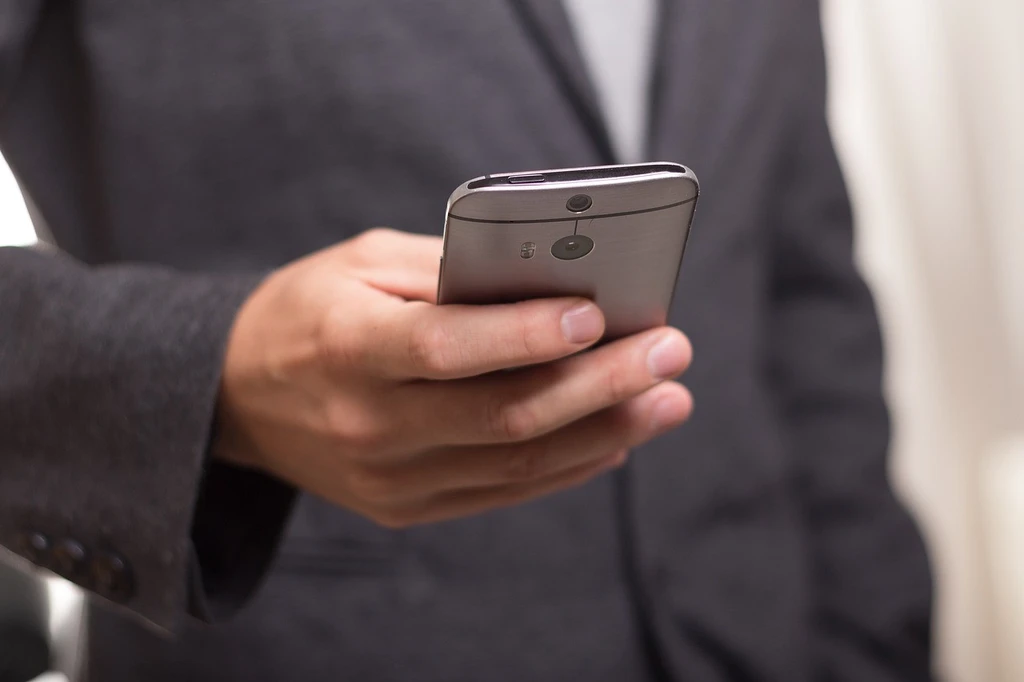 A man holding a mobile phone