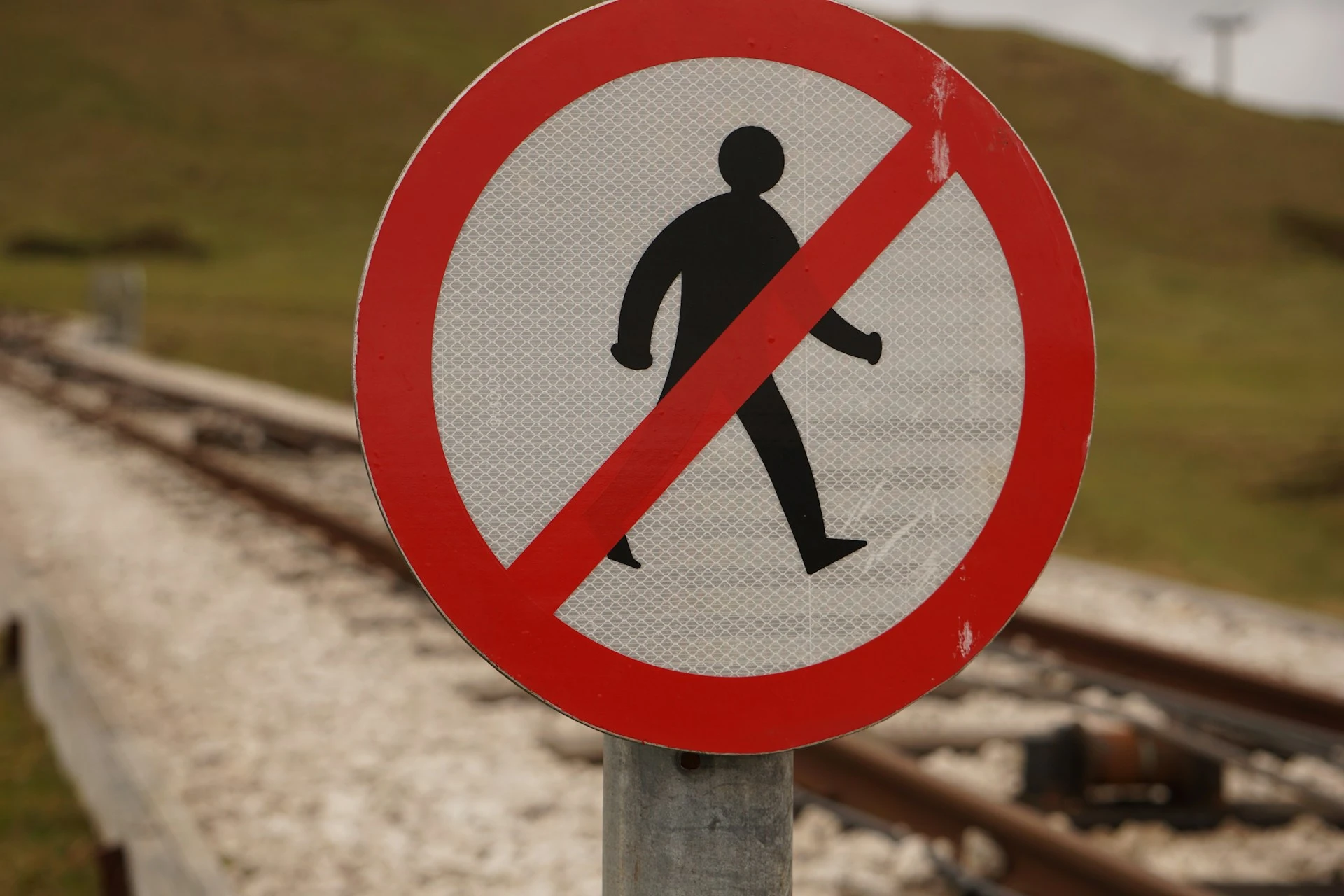 Do not cross sign.